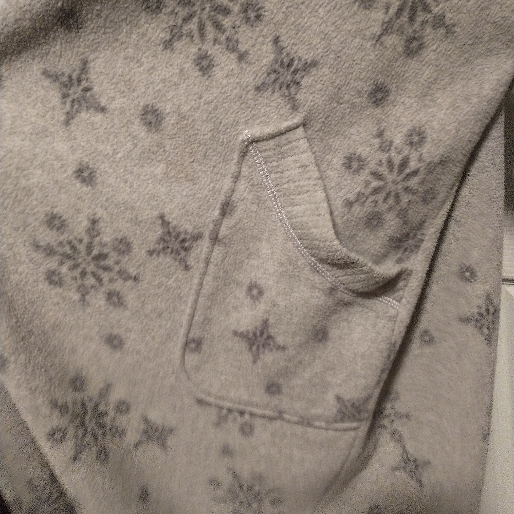 Bath Robe - Picture 5 of 9